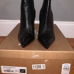 AUTHENTIC CHRISTIAN LOUBOUTIN TUSCON/NAPPA BOOTIE!